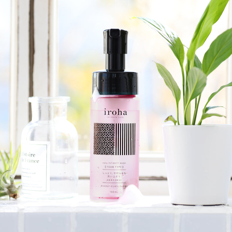 iroha INTIMATE WASH [FOAM TYPE] Damask Rose and Geranium