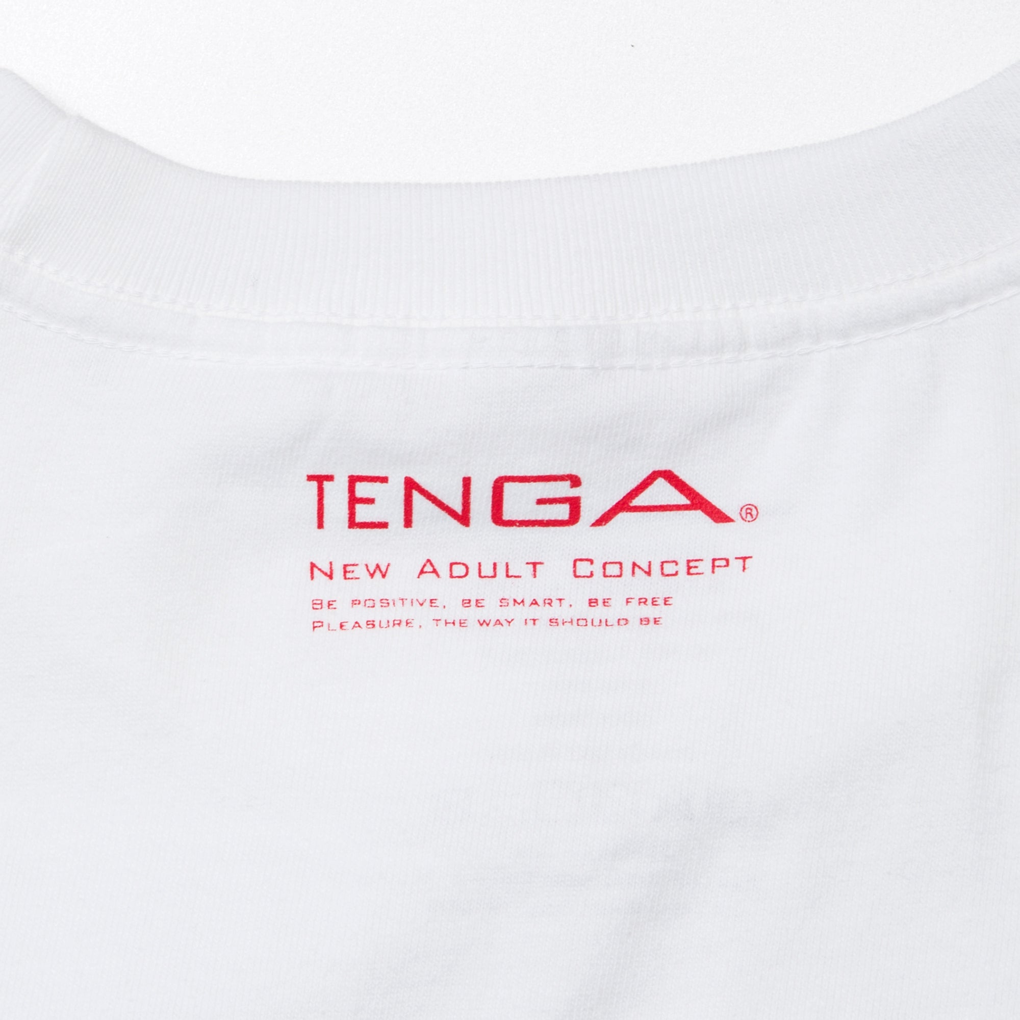 Playing with TENGA T-SHIRT White x Blue